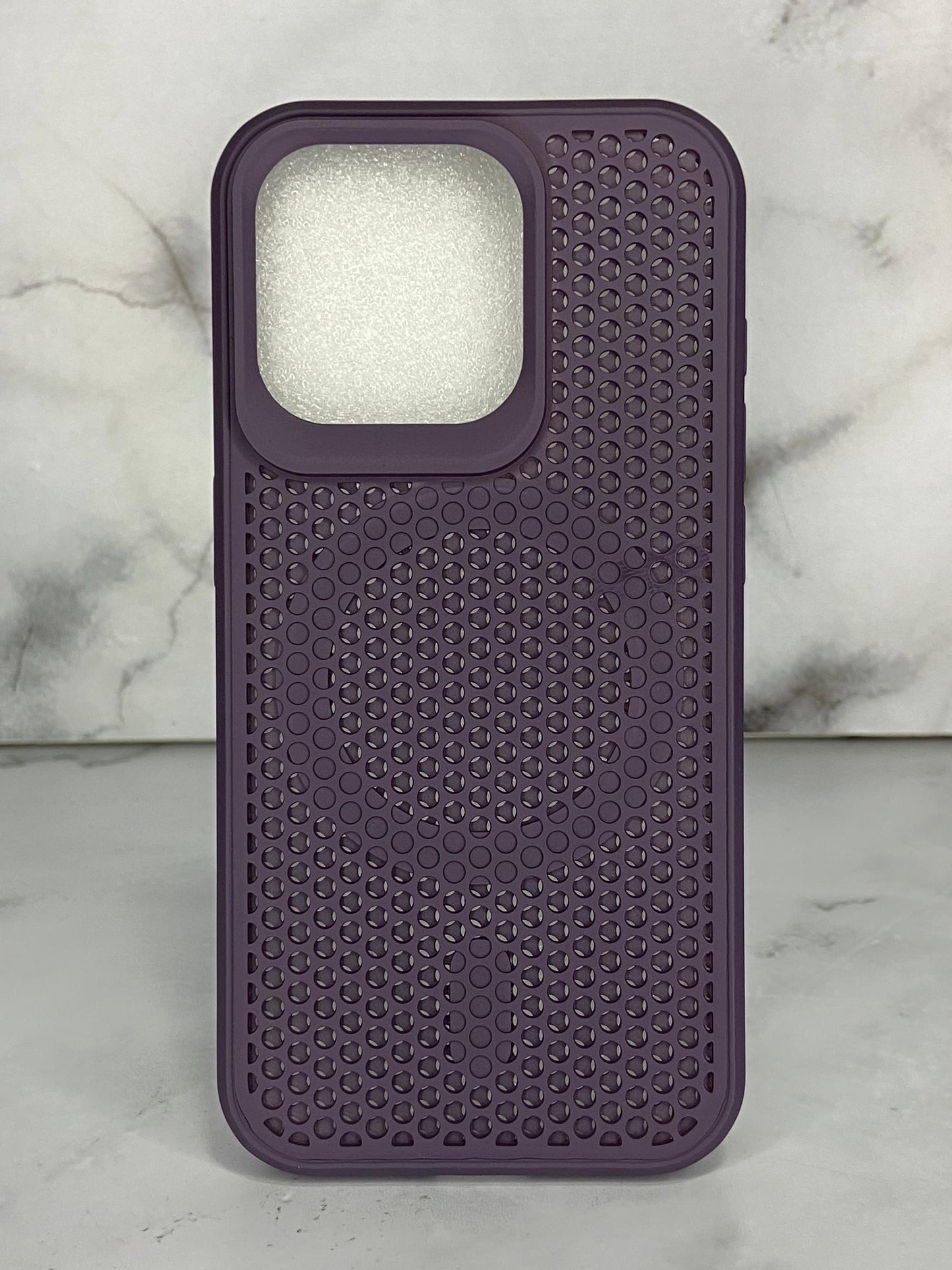 Agujeros morado 15 pro