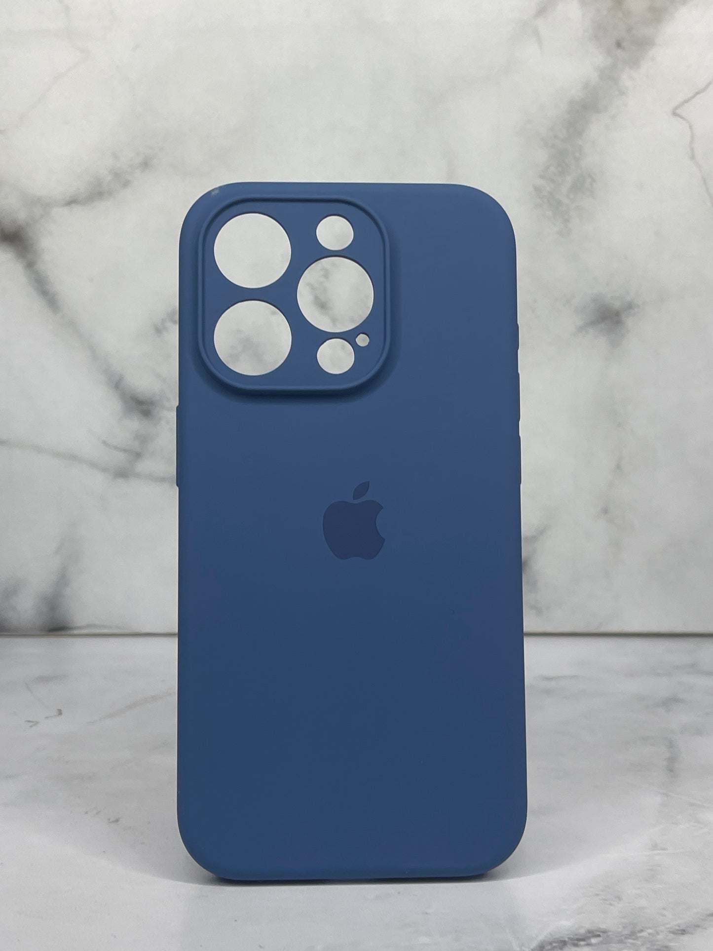 Silicone case azul 15 pro