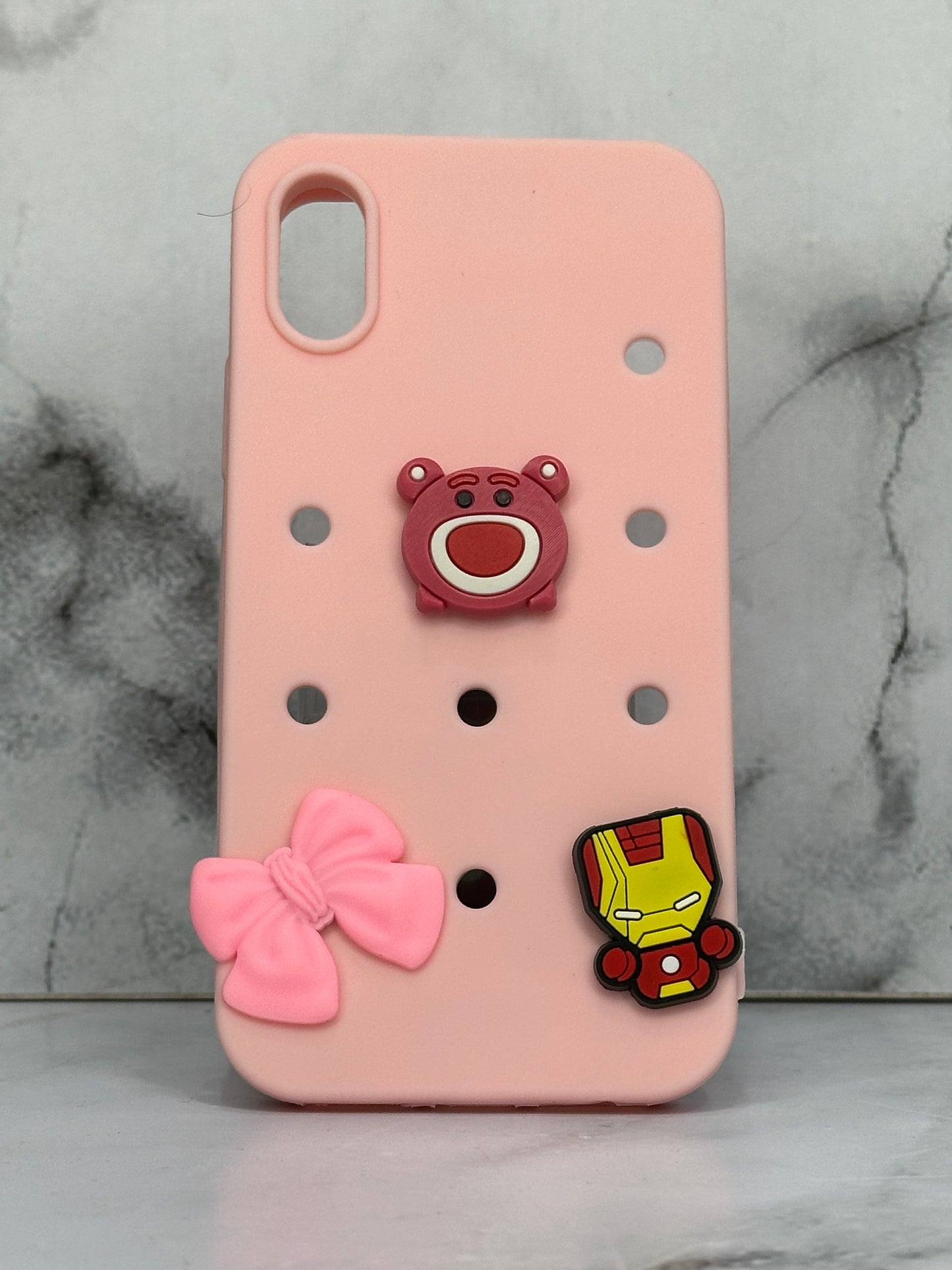 Silicone 360 tipo crocs rosa (3 dijes)