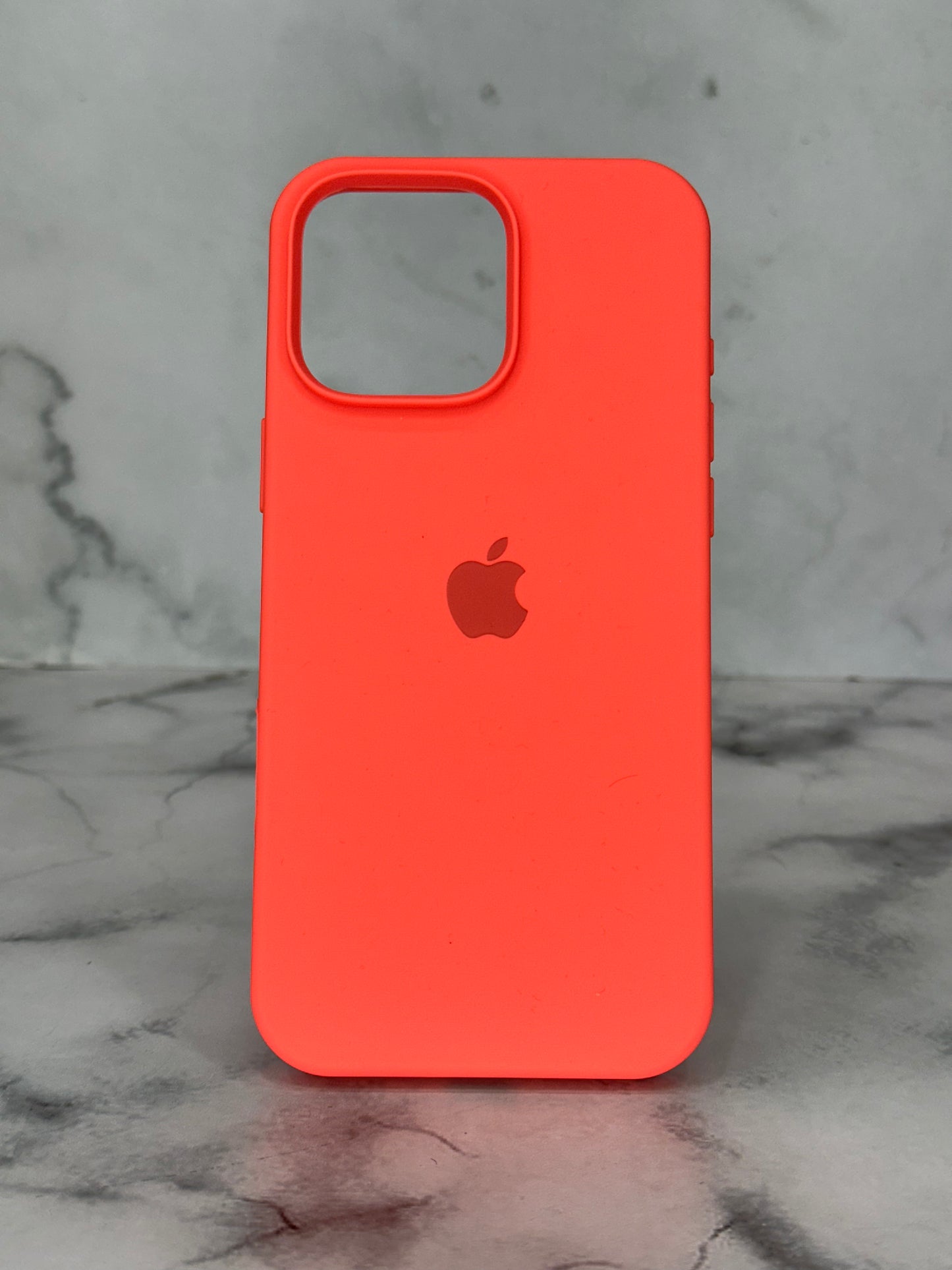 Silicone case salmon 16 pro max