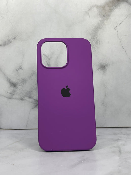 Silicone case morado 14 pro Max