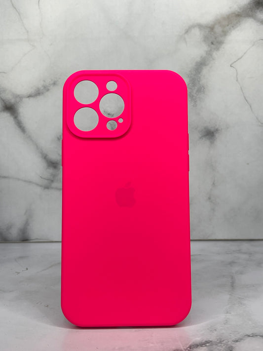 Silicone case fucsia 13 pro Max