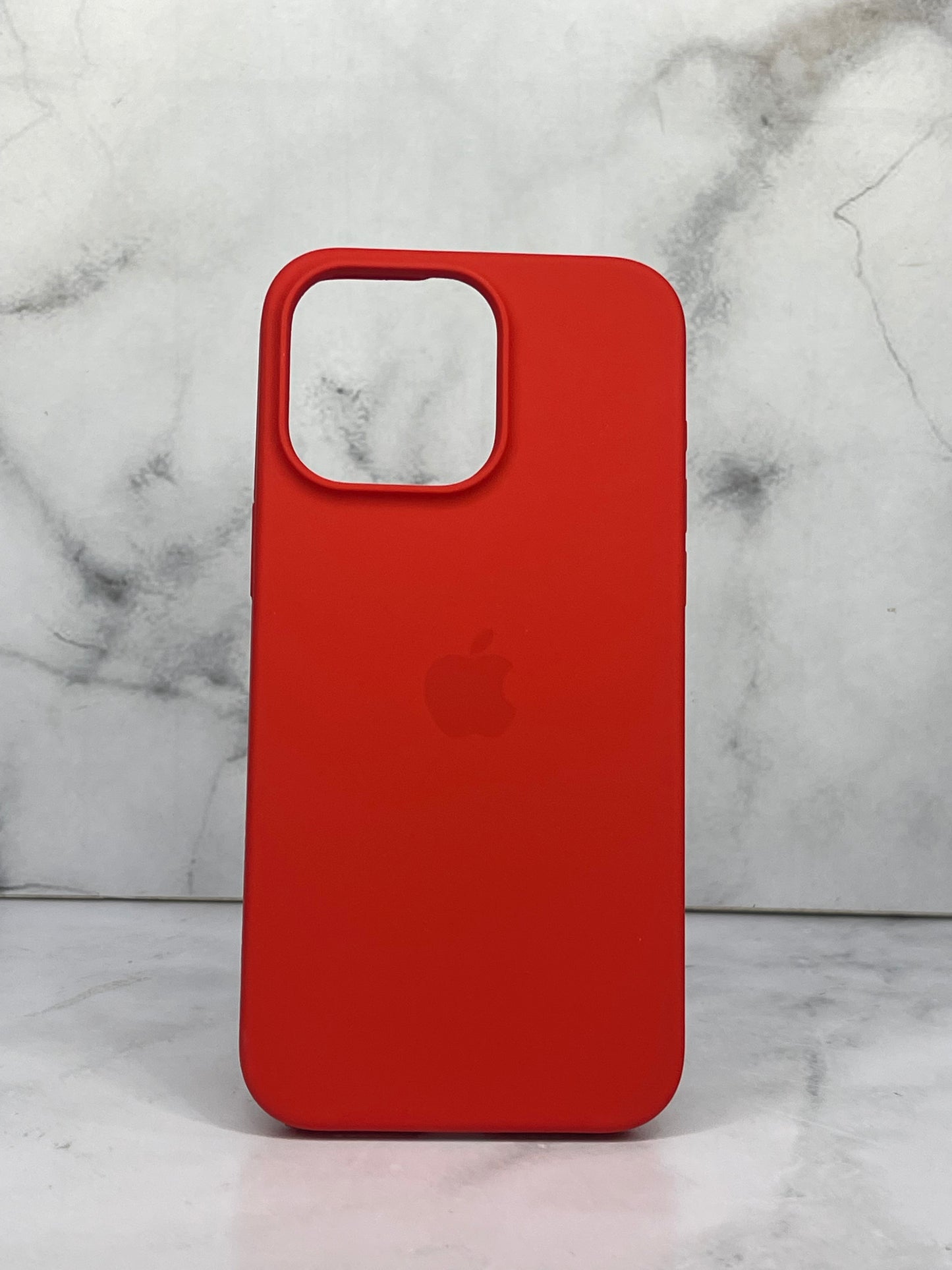 Silicone case rojo 15 pro Max