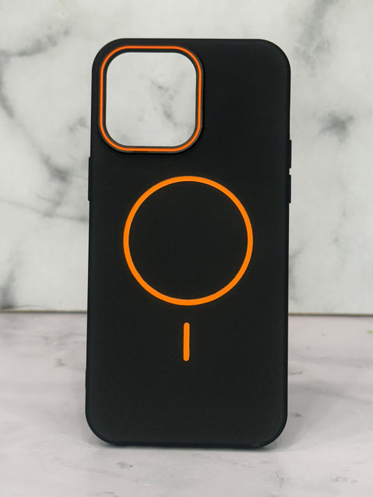 MagSafe negro con naranja 14 pro Max