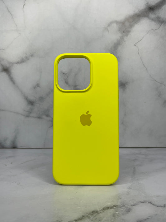 Silicone case amarillo 13 pro