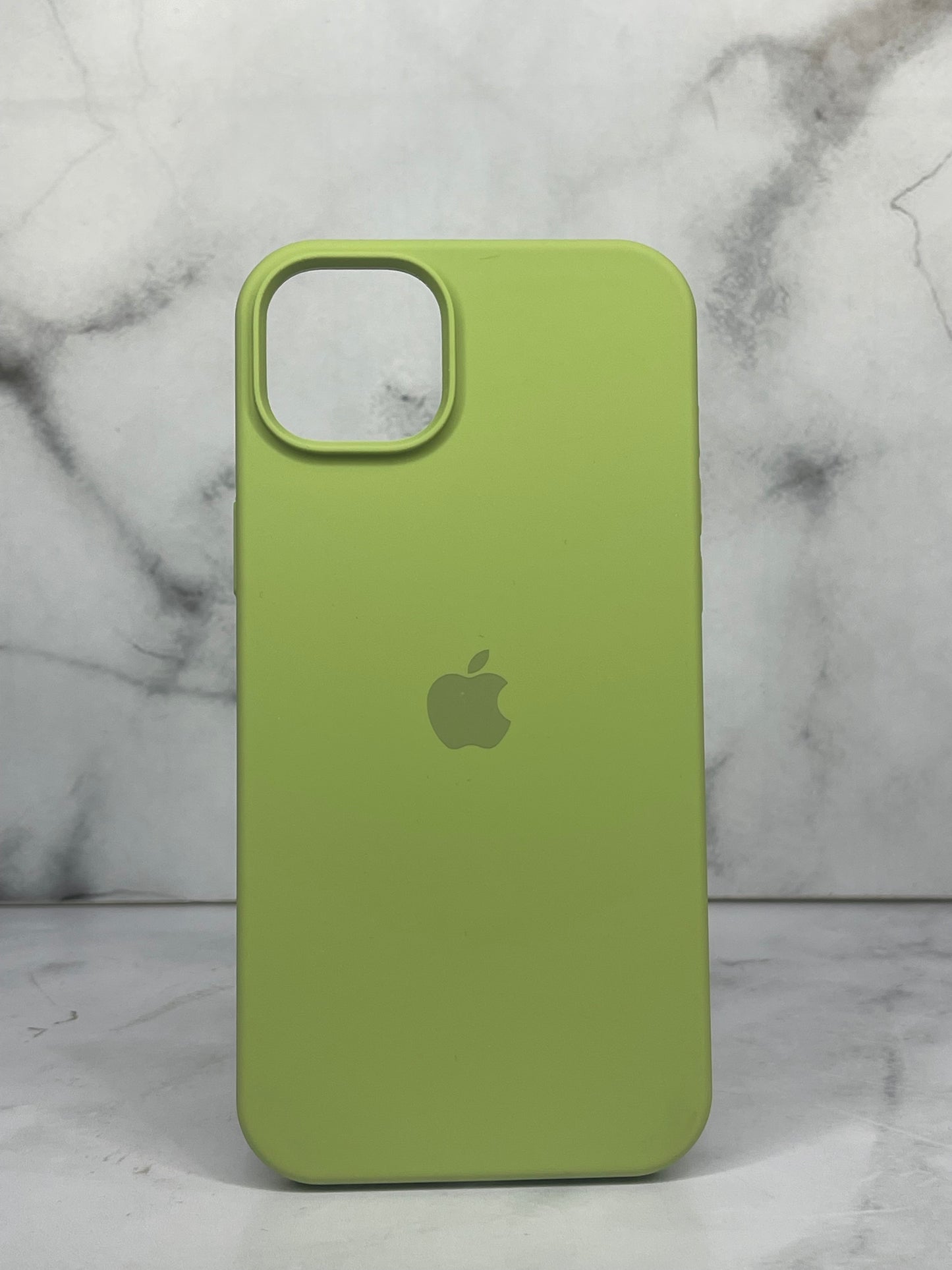 Silicone case verde aceituna 14/15 plus