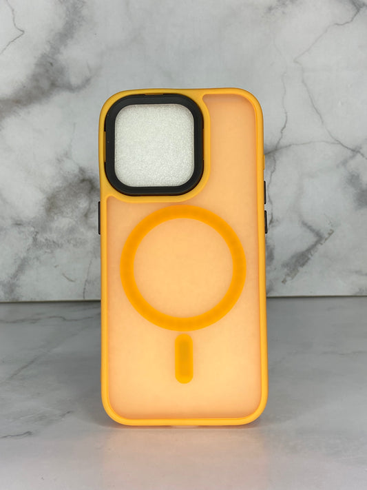 MagSafe naranja 15 pro