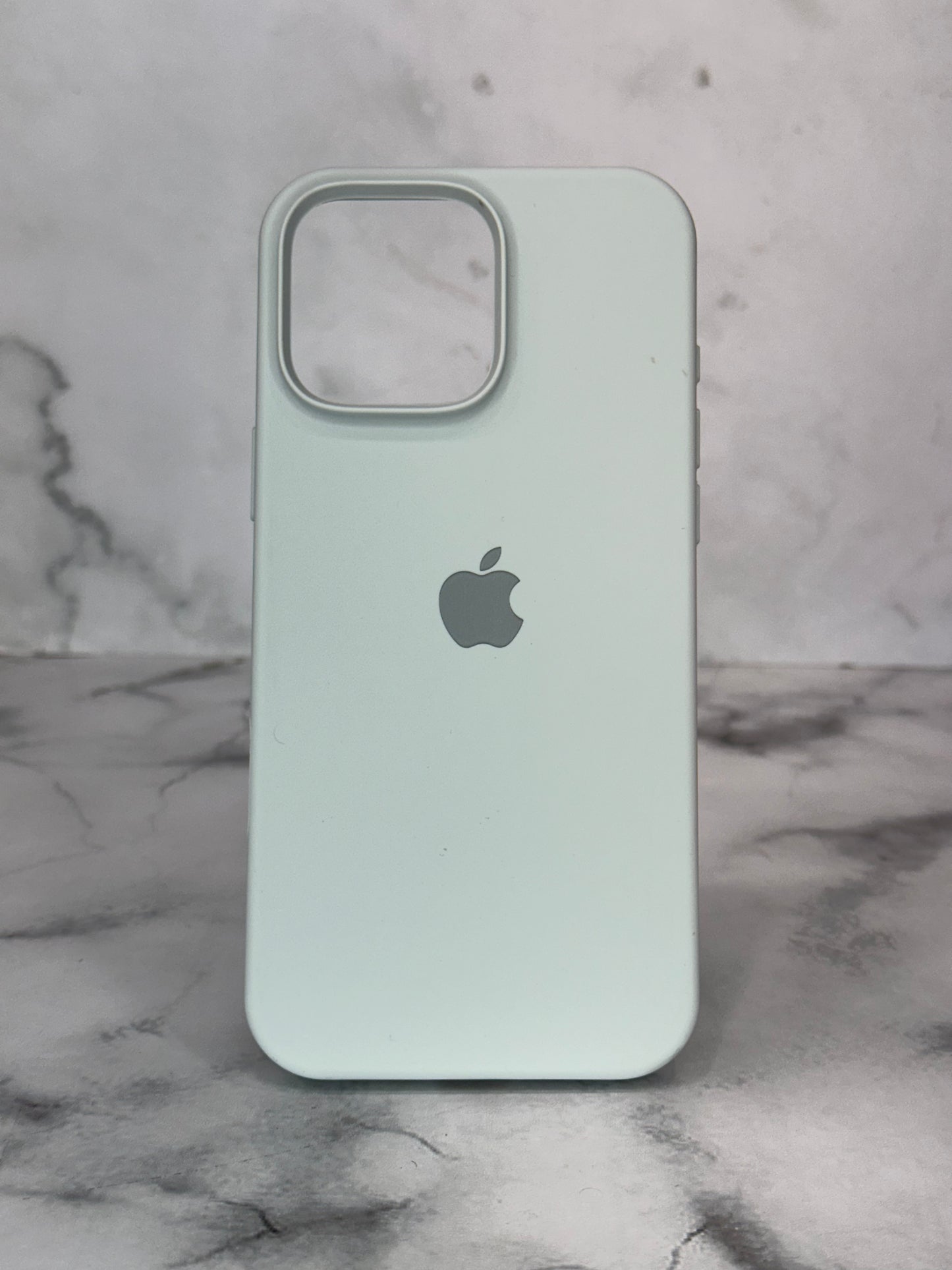 Silicone case Gris 16 pro max